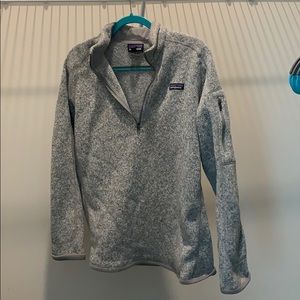Women’s Patagonia pullover